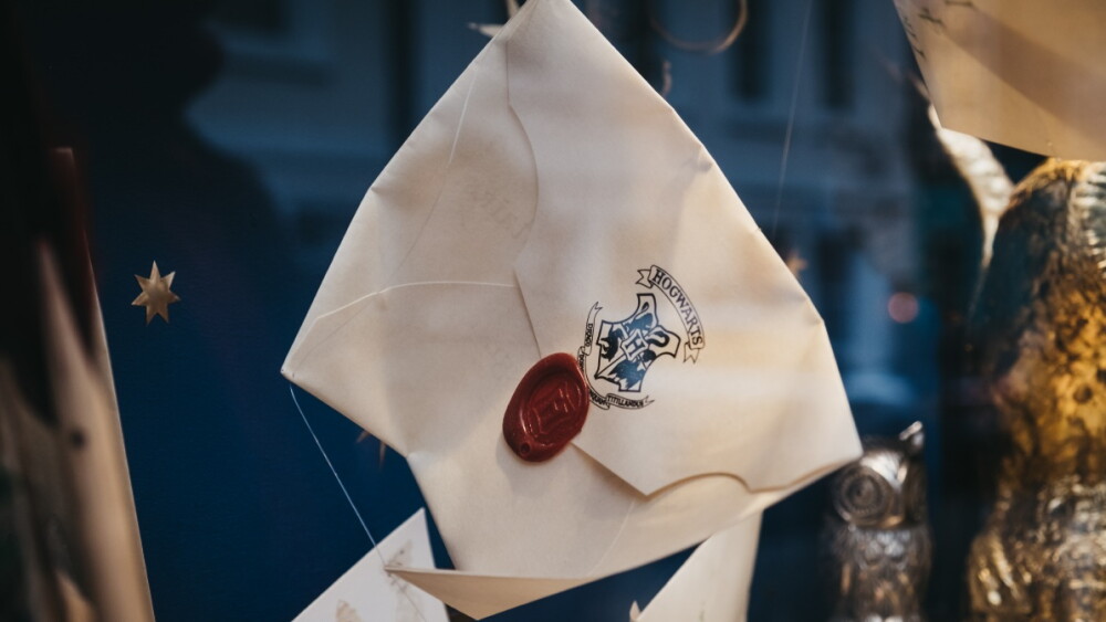 Teste: sua casa de Hogwarts de acordo com o seu signo do zodíaco