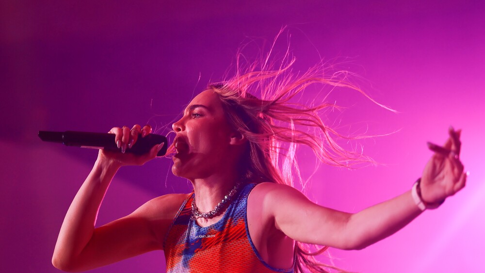 Belinda en un concierto.