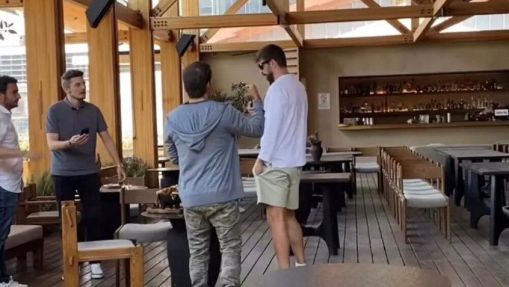 gerard-pique-en-mexico.jpeg