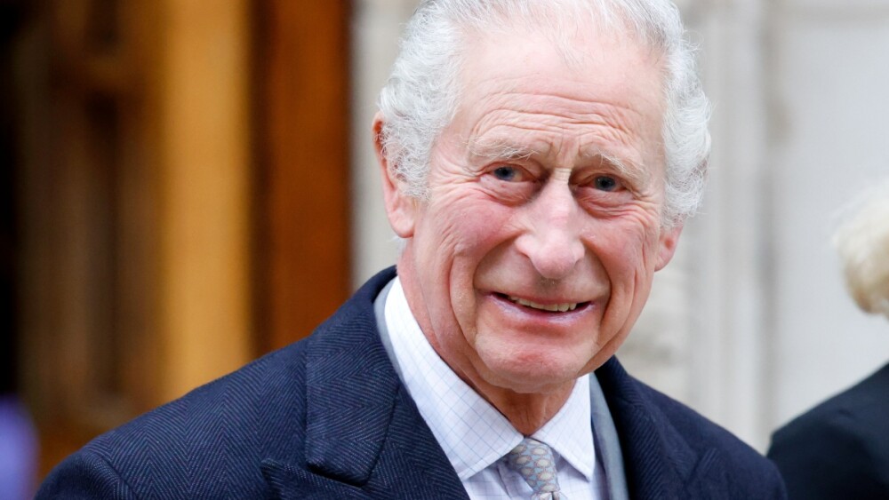 Carlos III se emociona hasta las lágrimas al revelar cómo transita el