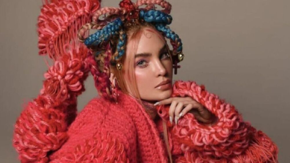 ¿Belinda le dedicó canción a Cazzu? Esto es lo que dice “Bugatti”