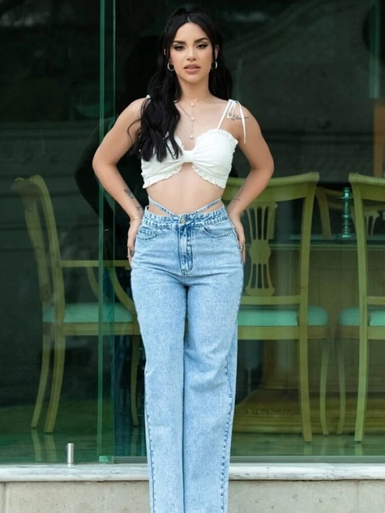 Kimberly Loaiza fotos shein 2022