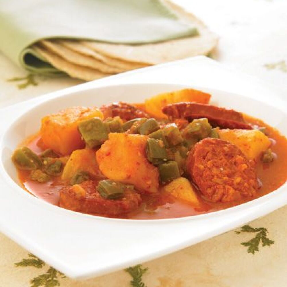 Guiso ranchero en chile morita