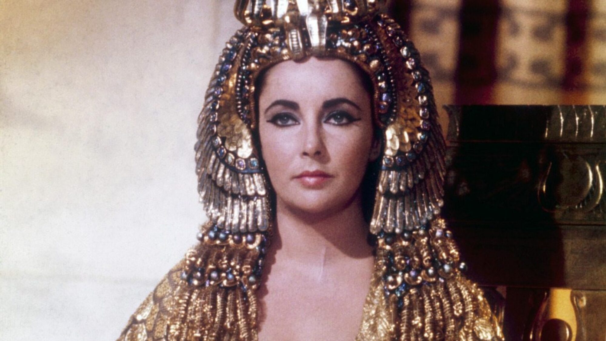 El misterio tras la muerte de Cleopatra ¿suicidio o asesinato?