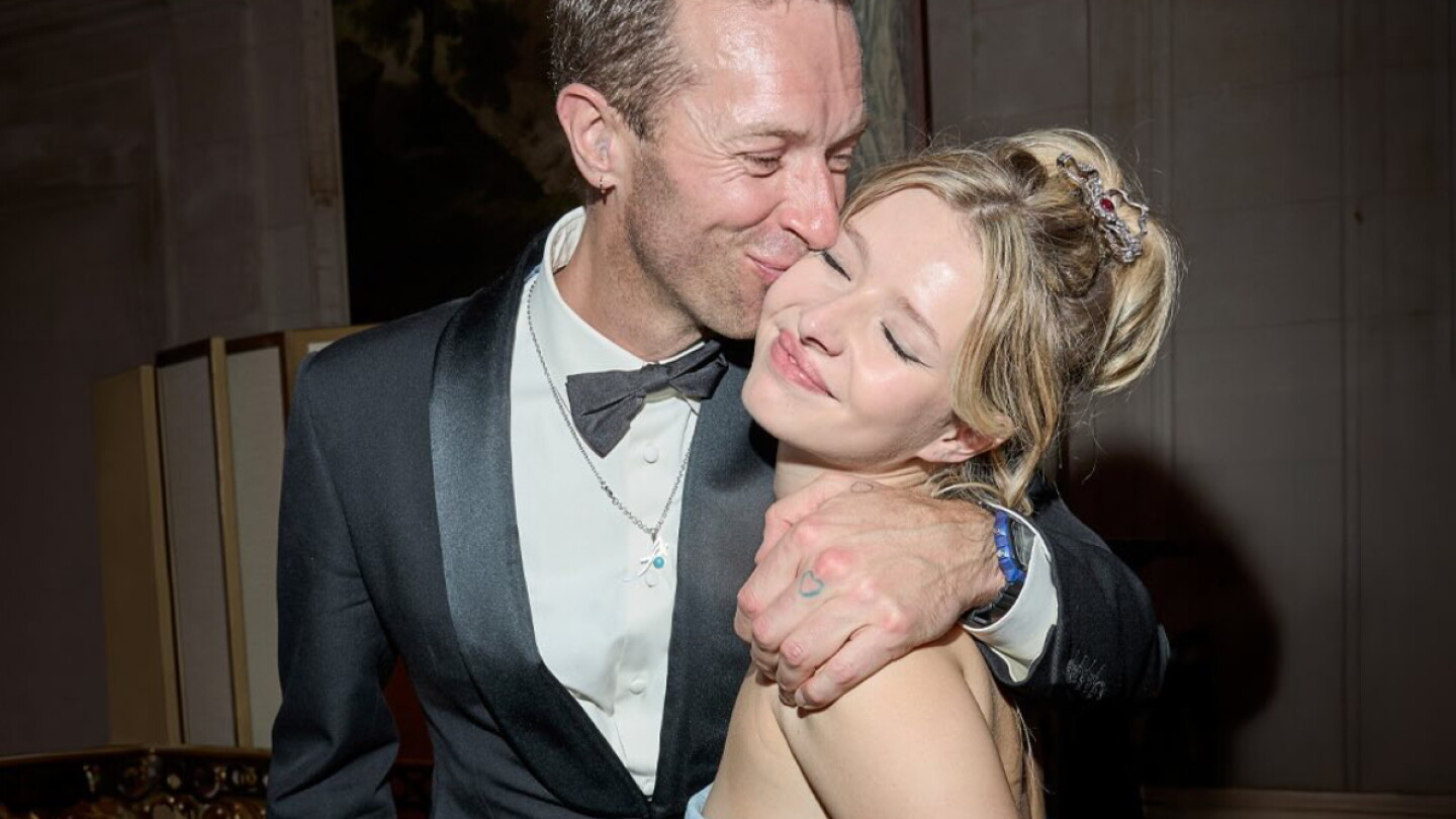 El Impecable Look De Apple Martin Hija De Chris Martin Y Gwyneth el-impecable-look-de-apple-martin-hija-de-chris-martin-y-gwyneth