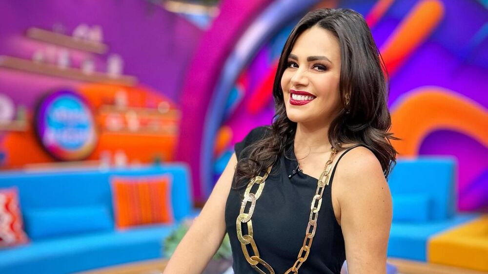 LUZ ELENA GONZALEZ.jpg