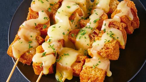 Brochetas de pan de ajo