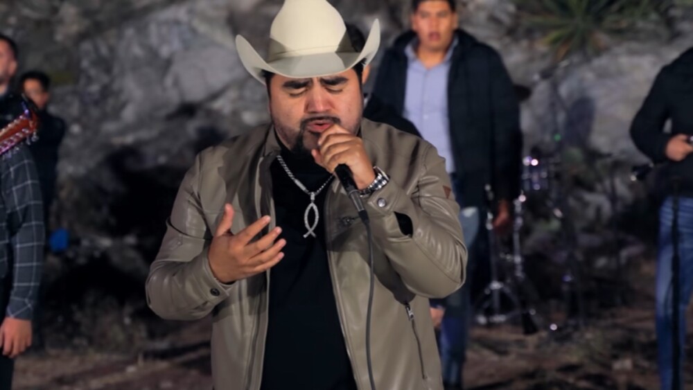 ¿Quién es 'El Mimoso', el cantante que fue acusado de violencia contra ...