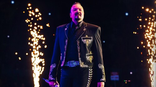 PEPE AGUILAR REVELÓ QUE FUE AL HOSPITAL.jpg