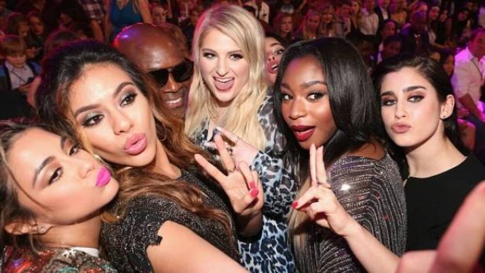 Lo más cool del backstage de los KCA 2015