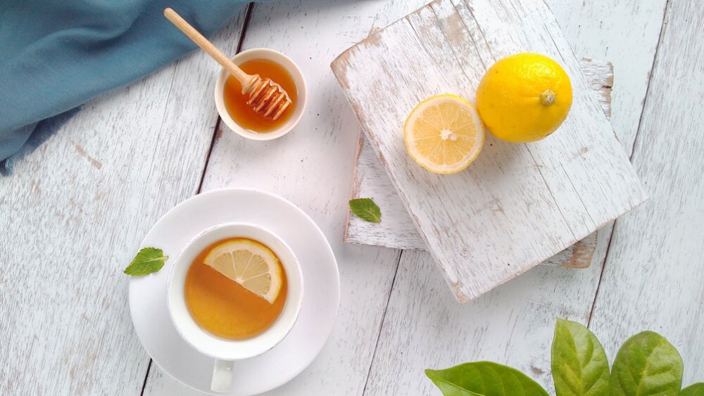 té de limón y miel