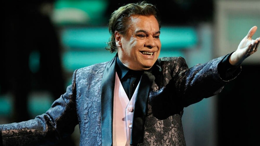 10 canciones que no sabías que eran de Juan Gabriel