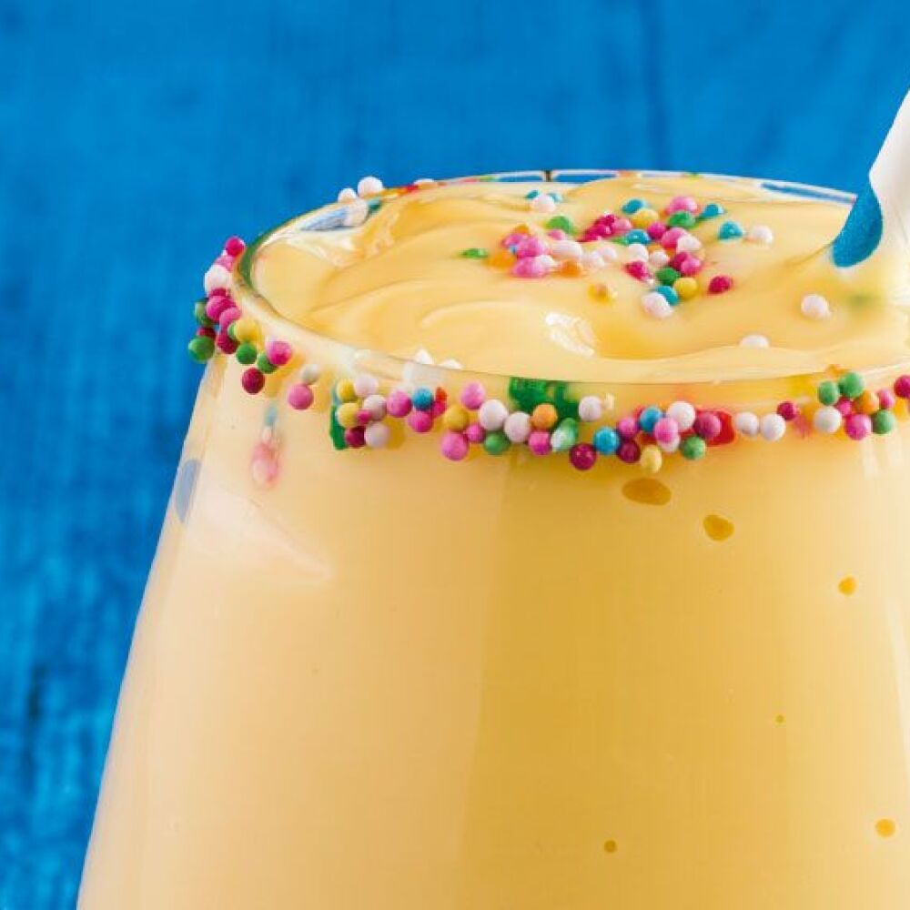 Licuado de mango con crema de coco Licuado de mango con crema de coco