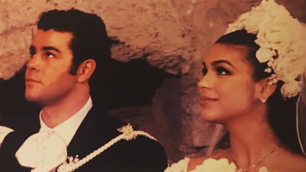 Boda de Biby Gaytán y Eduardo Capetillo.jpg