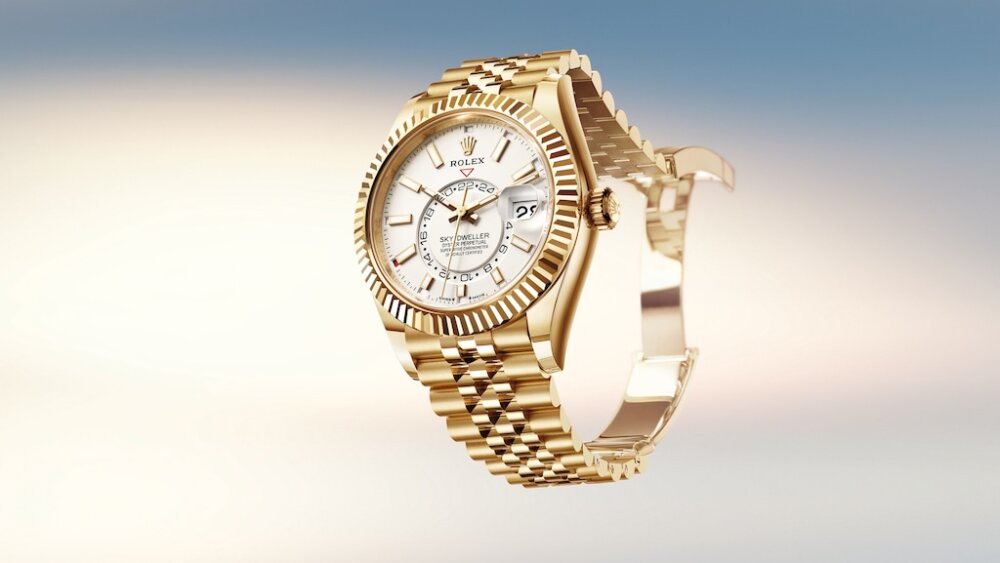 rolex-presenta-las-nuevas-versiones-del-sky-dweller-en-oro-de-18k.jpg