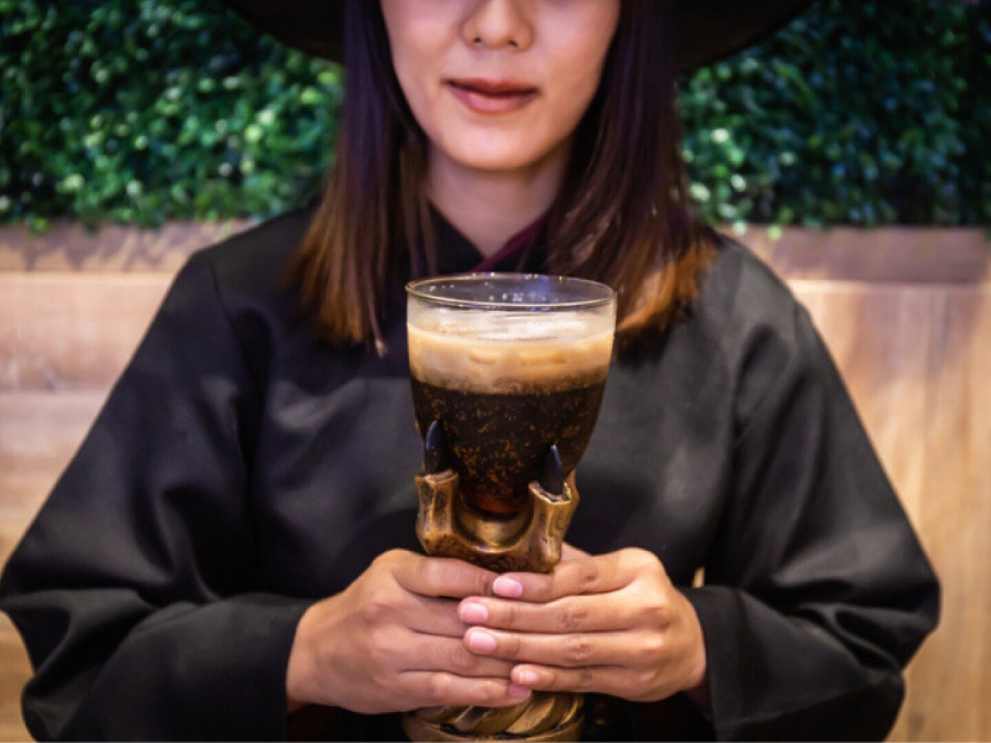 La extraña relación que hay entre las brujas y la creación de la cerveza