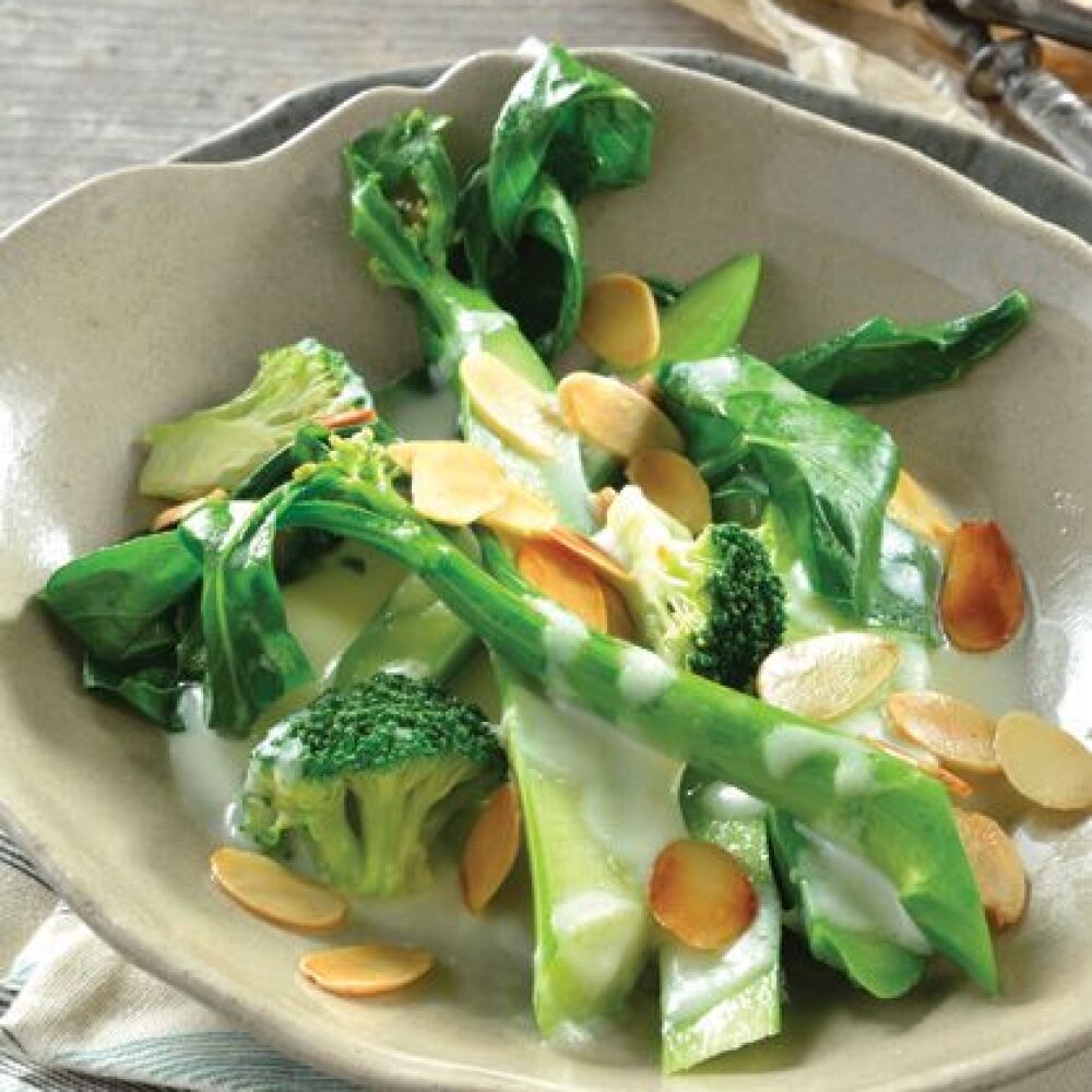 Brócoli chino en salsa de queso