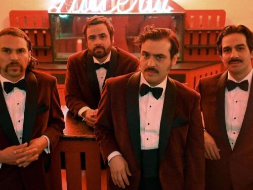 Vocalista de Enjambre se lanza contra los corridos tumbados