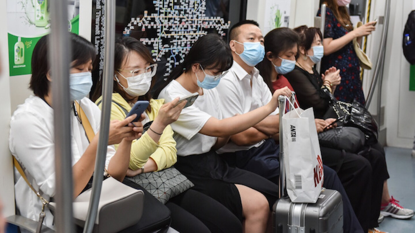 Descontento y picos de contagio la otra cara de los Juegos Olímpicos