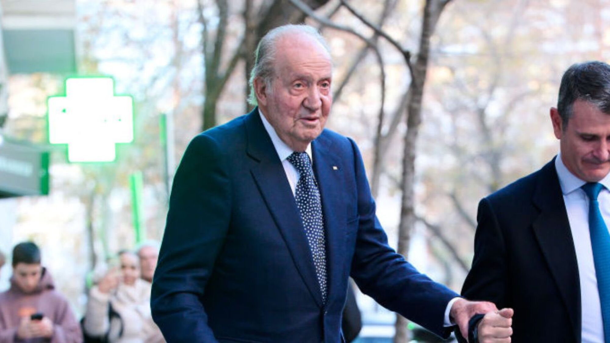 Así fue el incómodo momento que vivió el rey Juan Carlos en Abu Dabi y ...