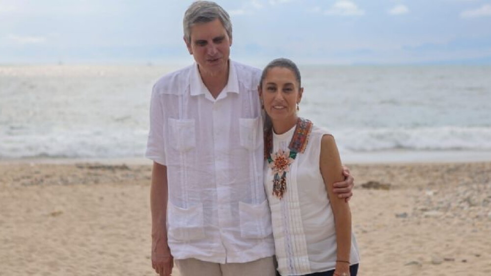 Él es Jesús Tarriba, el futuro esposo de Claudia Sheinbaum y esta es su romántica historia de amor