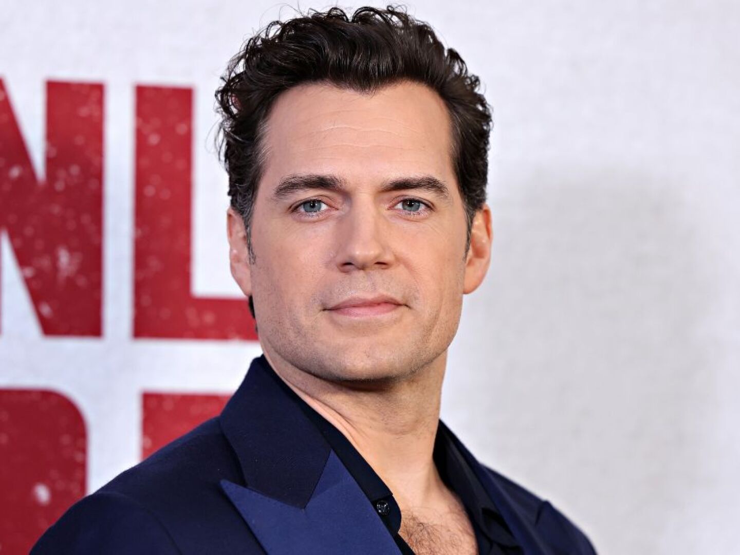 Henry Cavill toma la delantera para ser el nuevo James Bond