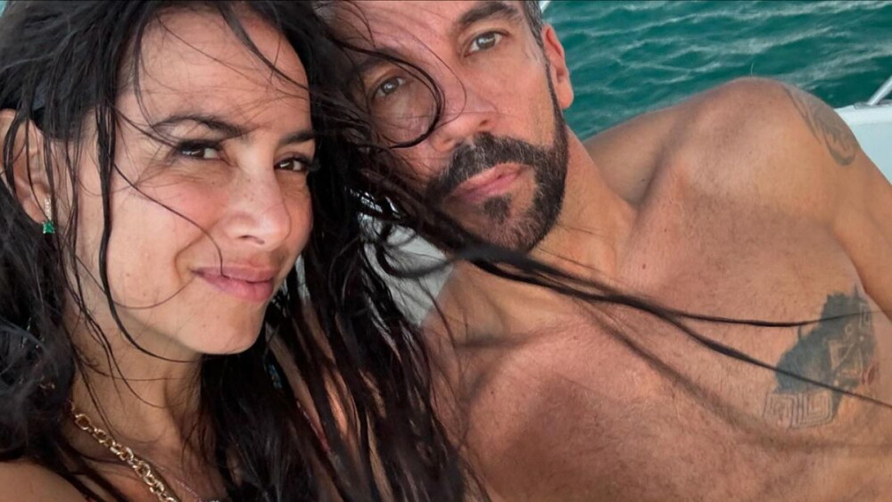 claudia lizaldi novio