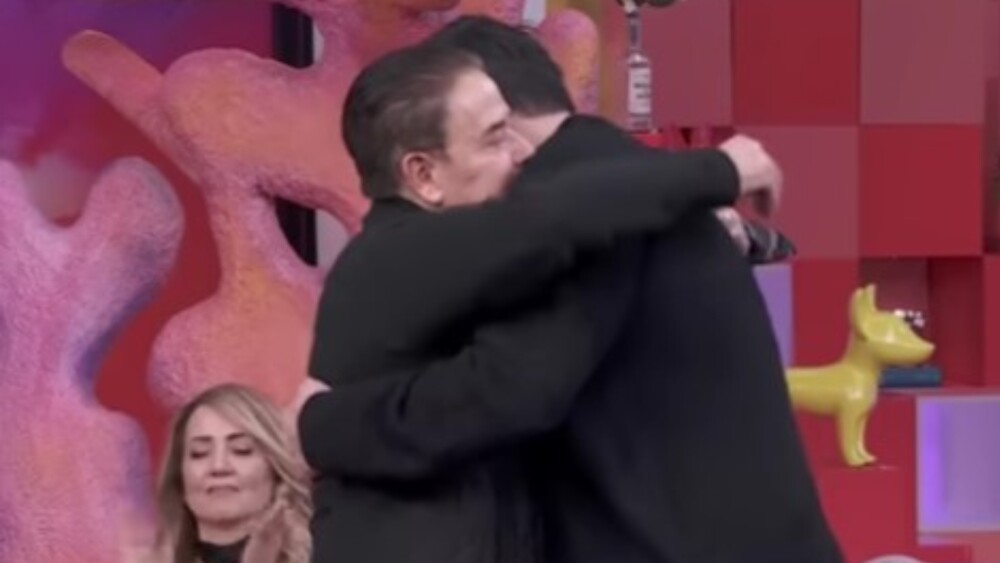 REENCUENTRO DE MARIO BEZARES Y PAUL STANLEY.jpg