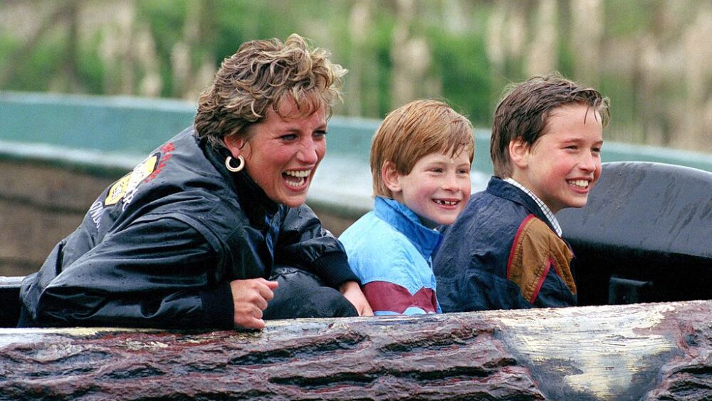 Diana con Harry y William