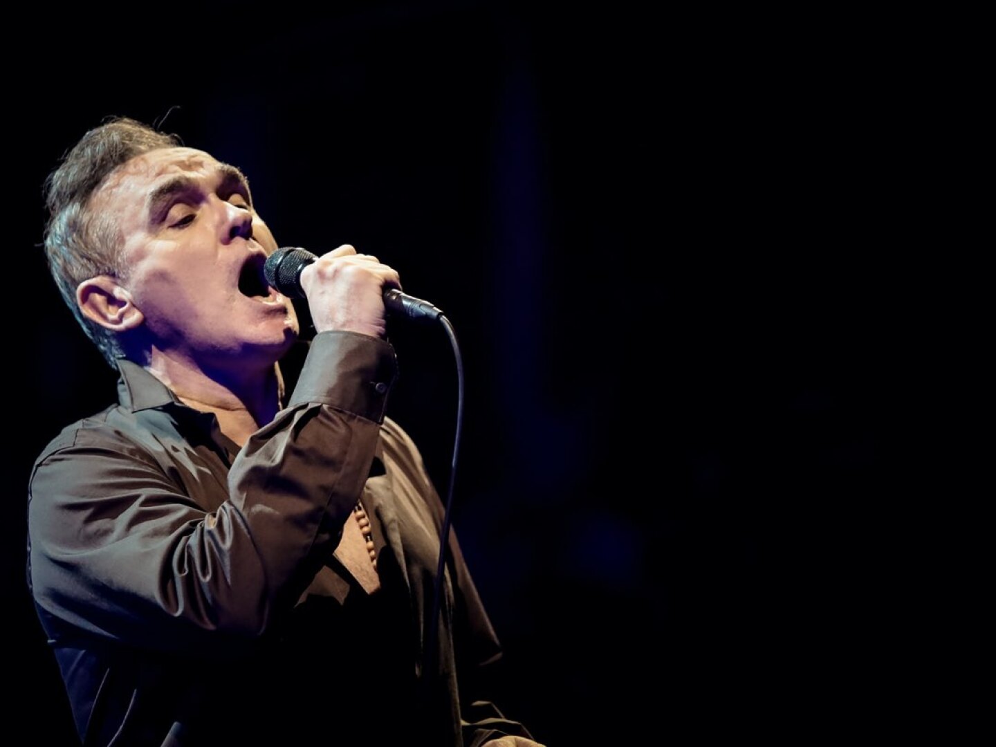 Morrissey pospone