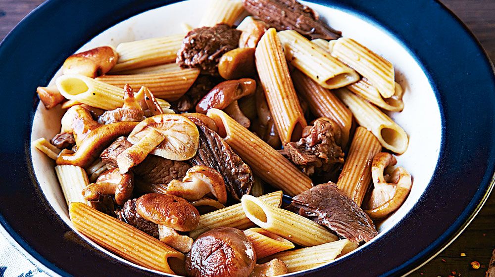 Pasta penne con hongos