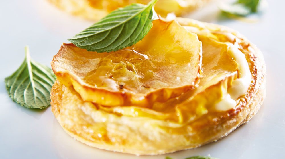 Tartas de manzana con natilla