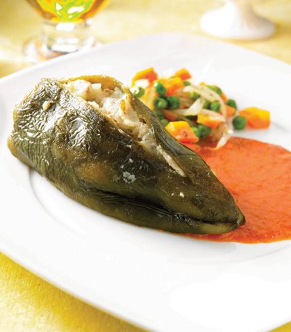 Poblanos rellenos de papa con sardinas