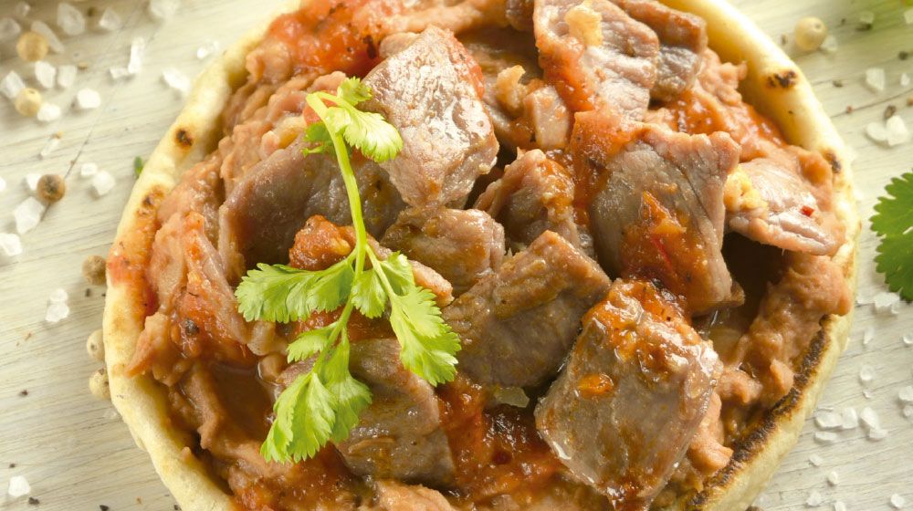 Receta de sopes de cecina con frijol
