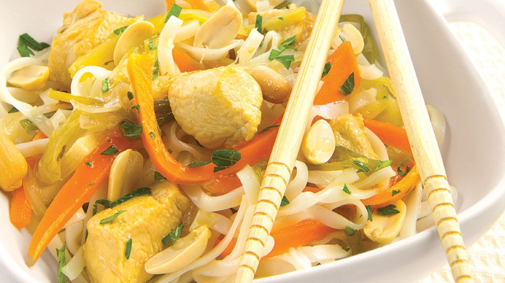 Tallarines con pollo