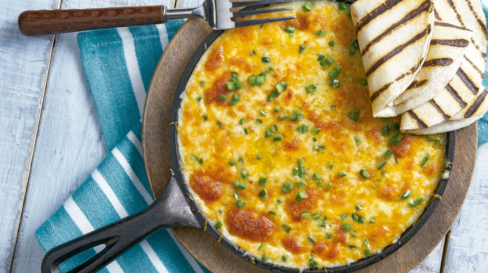 Fundido de 3 quesos con jalapeño